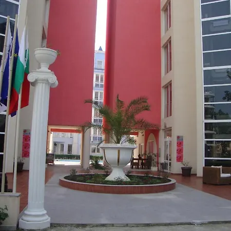 Rose Garden 4*