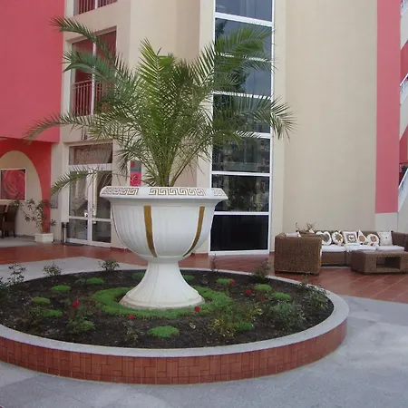 Hotel Rose Garden