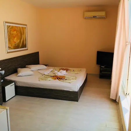 Hotel Rose Garden Sunny Beach